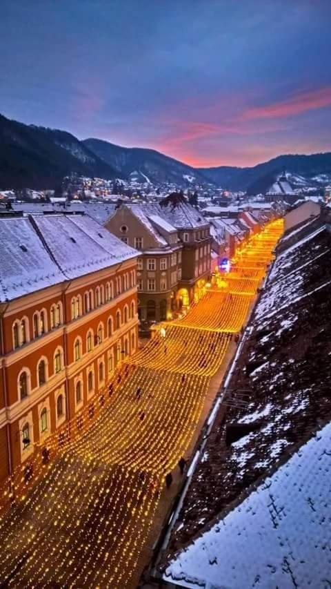 Duplex Marquis Apartment Brasov Luaran gambar